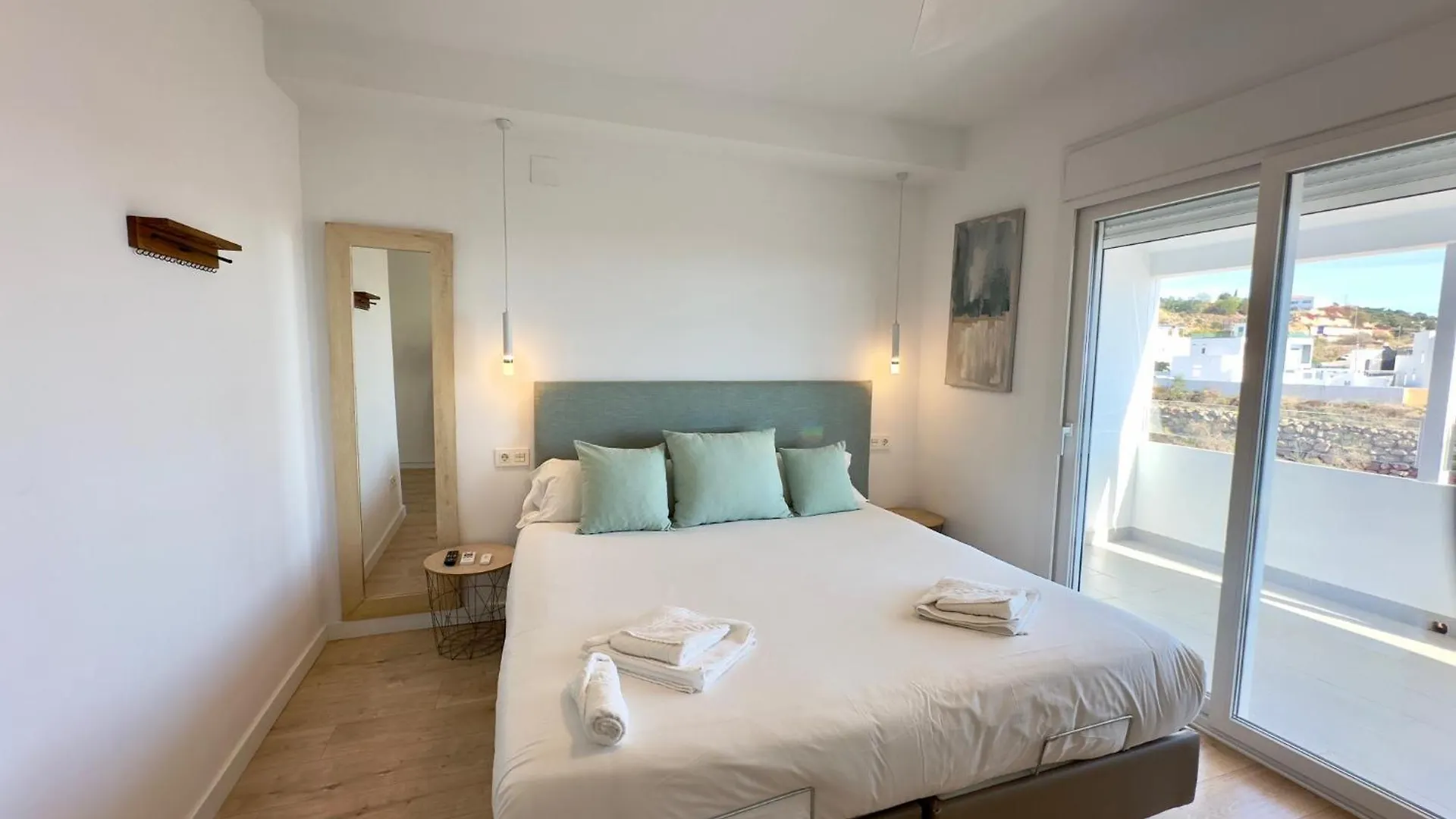 דירה מאלגה Hacienda Paredes Sea Views