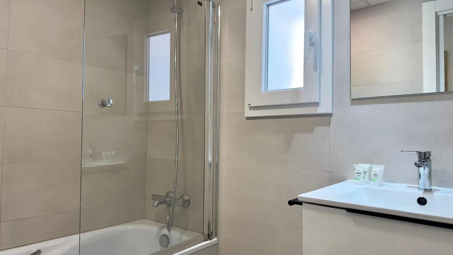 מאלגה Hacienda Paredes Sea Views 0*,  ספרד