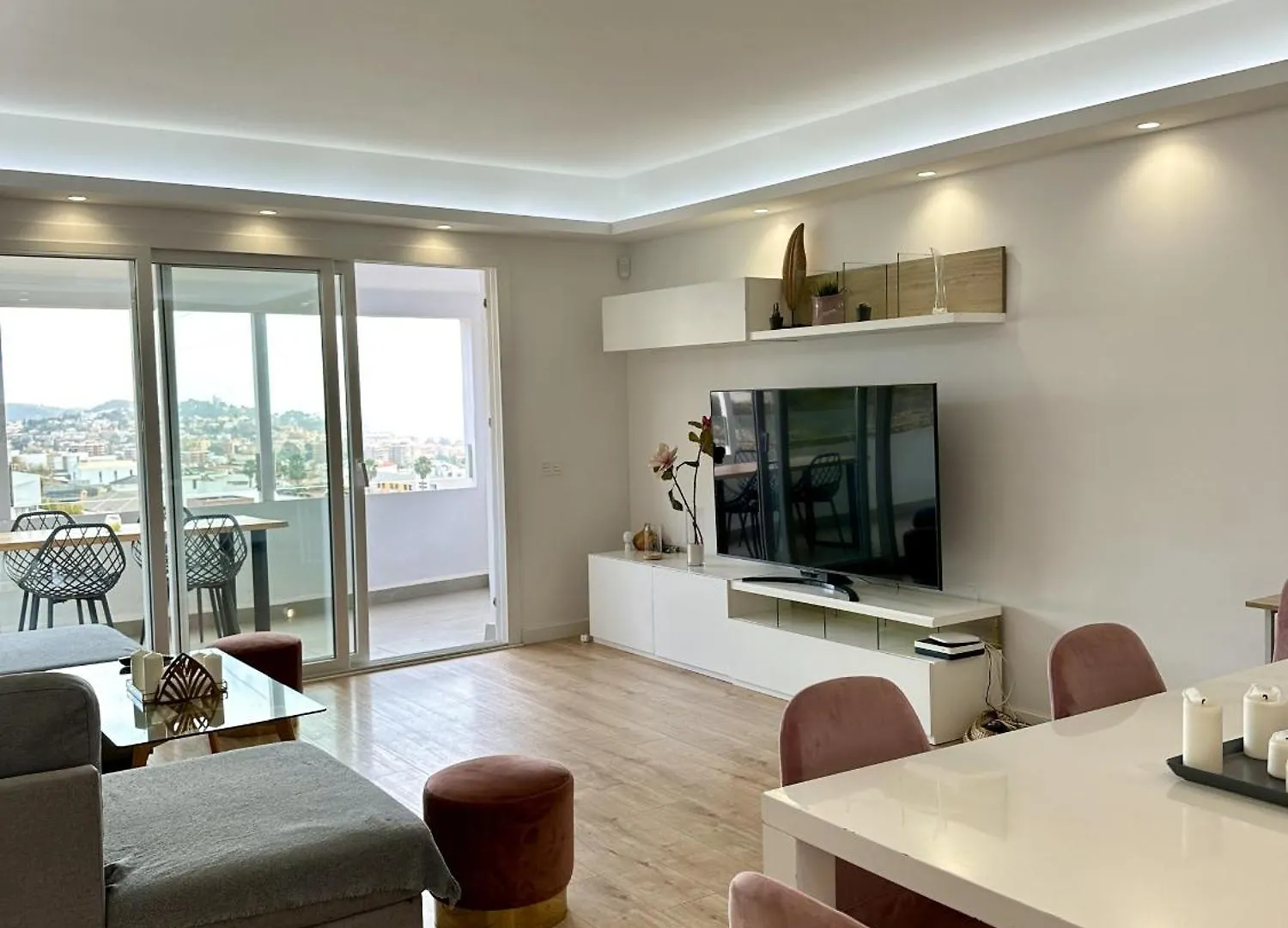דירה מאלגה Hacienda Paredes Sea Views ספרד